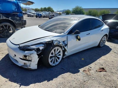 5YJ3E1EB8NF****** 2022 Tesla Model 3