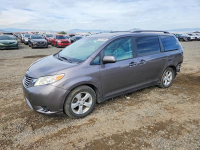 5TDKK3DC8GS****** 2016 Toyota Sienna