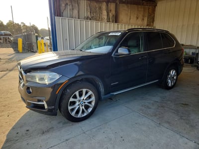 5UXKR0C52G0****** 2016 BMW X5