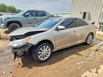 4T1BD1FK8EU****** 2014 Toyota Camry Hybrid