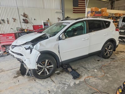 2T3RFREV1HW****** 2017 Toyota RAV4