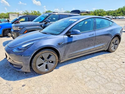 5YJ3E1EA6NF****** 2022 Tesla Model 3