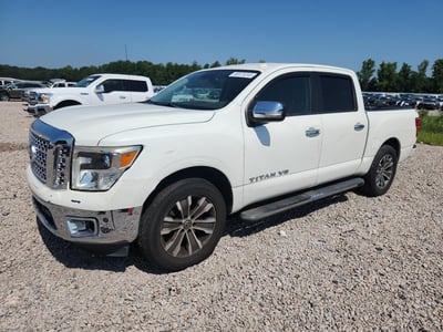 1N6AA1E65JN****** 2018 Nissan Titan
