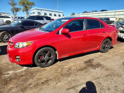 2T1BU4EE7DC****** 2013 Toyota Corolla