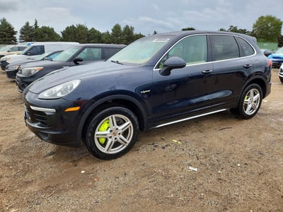 WP1AE2A23FL****** 2015 Porsche Cayenne