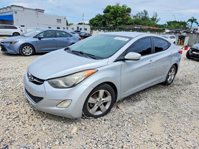 5NPDH4AE8DH****** 2013 Hyundai Elantra