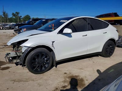 7SAYGDEE8PA****** 2023 Tesla Model Y