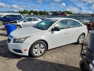1G1PA5SG0E7****** 2014 Chevrolet Cruze