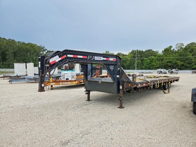 2012 PJ Trailers Trailers