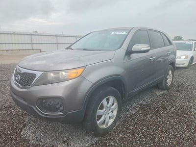5XYKT3A12CG****** 2012 Kia Sorento