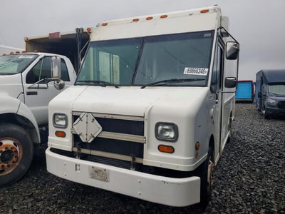 4UZAANBW46C****** 2006 Freightliner MT45 Chassis