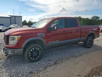 1N6AA1F46GN****** 2016 Nissan Titan