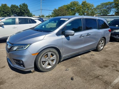 5FNRL6H7XJB****** 2018 Honda Odyssey