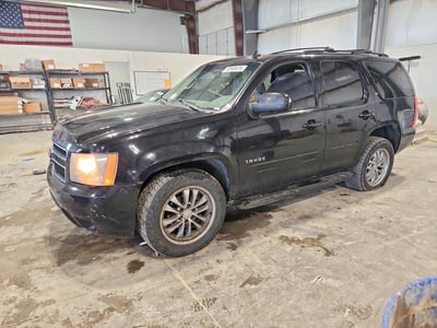 1GNSKBE02BR****** 2011 Chevrolet Tahoe