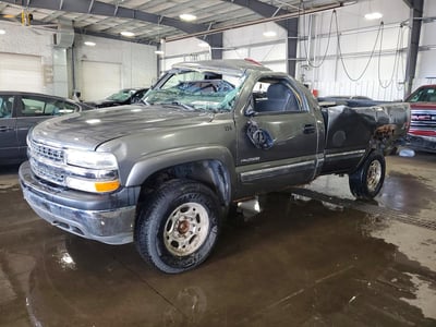 1GCGK24U8YE****** 2000 Chevrolet Silverado