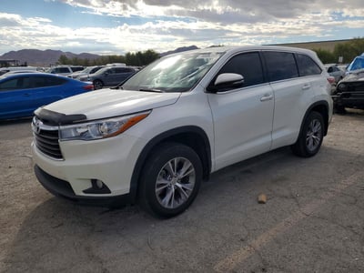 5TDBKRFH8FS****** 2015 Toyota Highlander