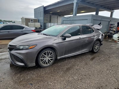 4T1G11AK3NU****** 2022 Toyota Camry