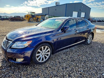 JTHCL5EF6A5****** 2010 Lexus LS