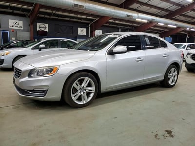 YV1612TM3F2****** 2015 Volvo S60
