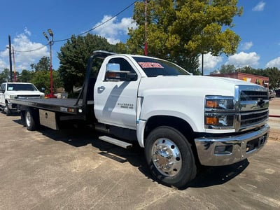 1HTKHPVM8PH****** 2023 Chevrolet Silverado 6500 HD