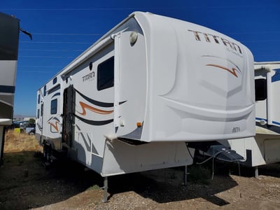 4UBBV0V38A1****** 2010 Sunnybrook RV Titan