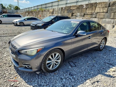 2015 Infiniti Q50