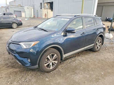 JTMRFREV7JJ****** 2018 Toyota RAV4