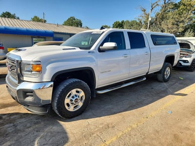 1GT12PEY3KF****** 2019 GMC Sierra
