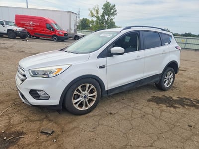 1FMCU0GD4HU****** 2017 Ford Escape