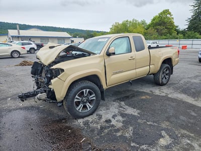 5TFSZ5ANXHX****** 2017 Toyota Tacoma