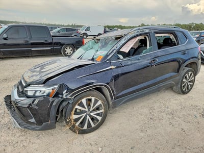 3VVSX7B2XRM****** 2024 Volkswagen Taos