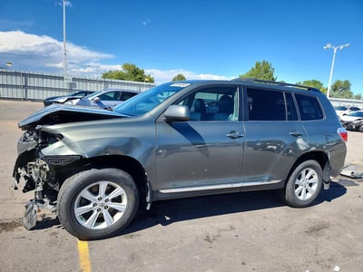 5TDBK3EH1CS****** 2012 Toyota Highlander