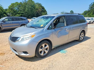5TDKK3DC8DS****** 2013 Toyota Sienna