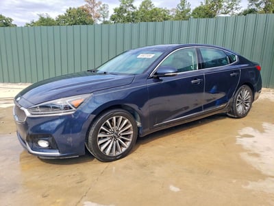 KNALC4J15H5****** 2017 Kia Cadenza