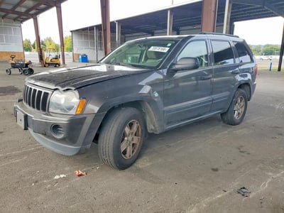 1J4GR48K65C****** 2005 Jeep Grand Cherokee