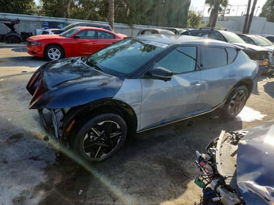 5XYC34JA2SG****** 2025 Kia EV6