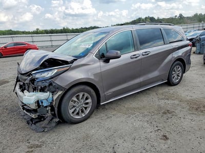 2021 Toyota Sienna