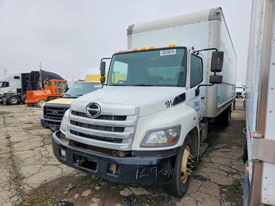 5PVNJ8JV2G4****** 2016 Hino 268
