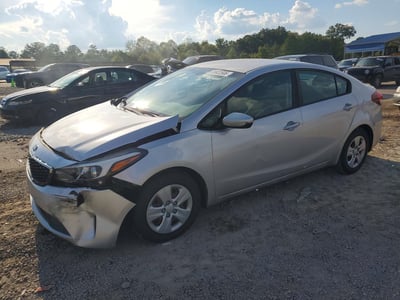 3KPFK4A77JE****** 2018 Kia Forte