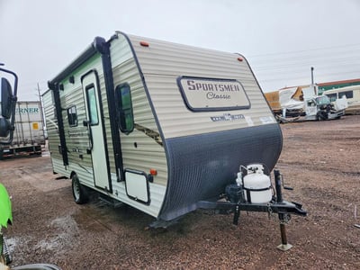 4EZTK1914J4****** 2018 KZ RV Sportsmen Classic