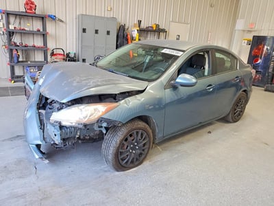 JM1BL1UF7B1****** 2011 Mazda 3