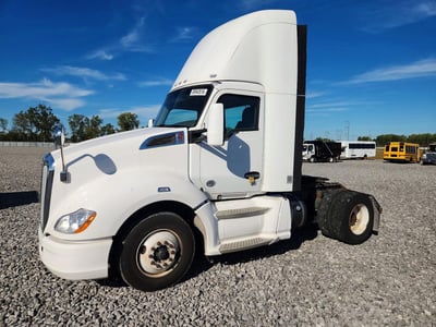 1XKYA48X1EJ****** 2014 Kenworth T680