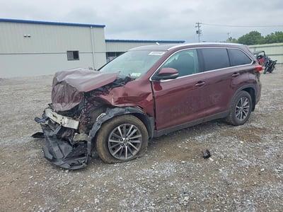 5TDJZRFH4KS****** 2019 Toyota Highlander