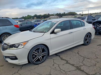 1HGCR2F53HA****** 2017 Honda Accord