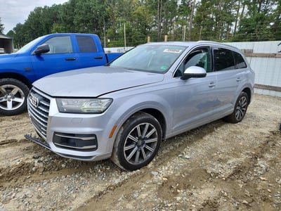 WA1VAAF74HD****** 2017 Audi Q7