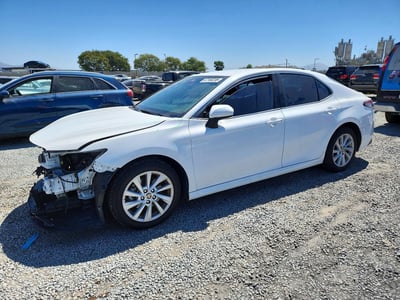 4T1C11AK2NU****** 2022 Toyota Camry