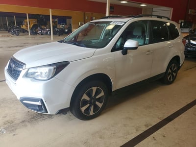 JF2SJAGC8JH****** 2018 Subaru Forester