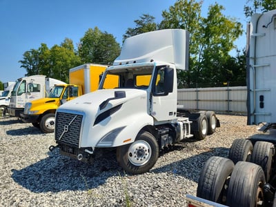 4V4NC9EH6RN****** 2024 Volvo VNL