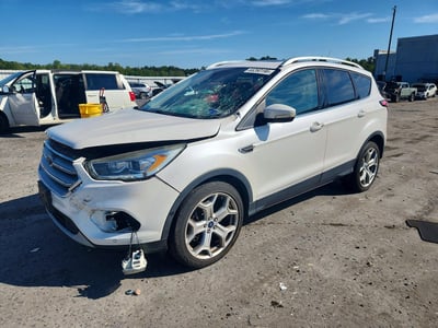 1FMCU9J99JU****** 2018 Ford Escape