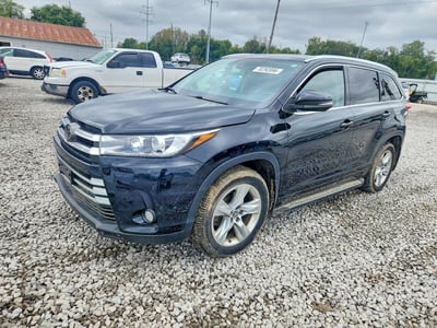 5TDDZRFH4HS****** 2017 Toyota Highlander